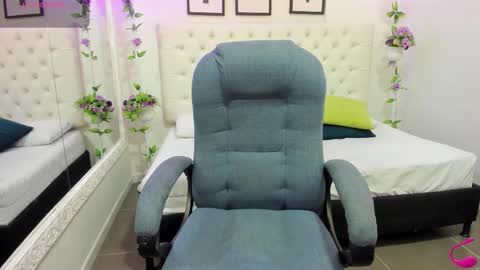 Snapshot of jenny_stark chatting on 02.12.26 jenny_stark online show from 02.12.26