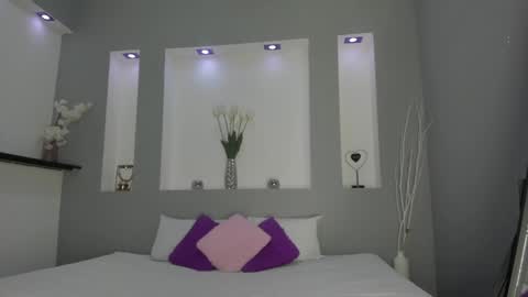 jenny_towers online show from 01.25.25