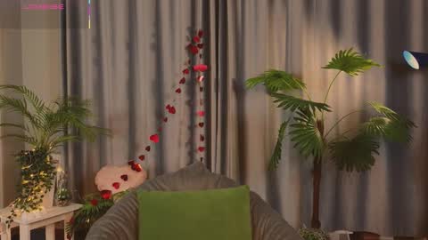 Snapshot of jennyfer_me chatting on 02.20.26 jennyfer_me online show from 02.20.26