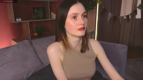 Snapshot of jennyfer_me chatting on 05.14.26 jennyfer_me online show from 05.14.26