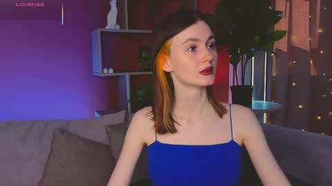 Snapshot of jennyfer_me chatting on 05.21.26 jennyfer_me online show from 05.21.26