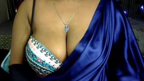 Snapshot of jennysinghaniya chatting on 12.13.24 jenny online show from 12.13.24