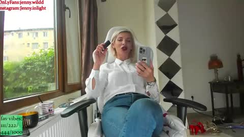 Snapshot of jennywildd chatting on 05.18.26 infamous blondiechloe. Jennyjennywildd online show from 05.18.26
