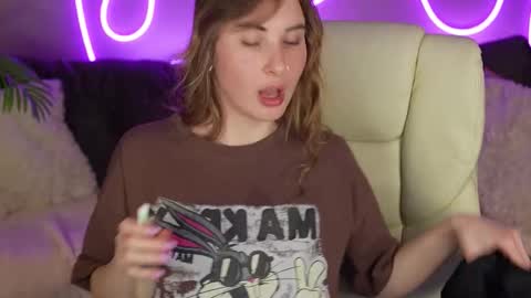 JENNY online show from 11.14.25