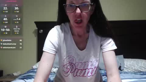 Snapshot of jenroses82 chatting on 05.16.26 jenroses82 online show from 05.16.26