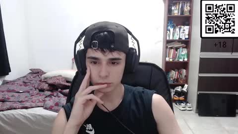 Snapshot of jeremy2005_ chatting on 01.18.25 Jeremy online show from 01.18.25