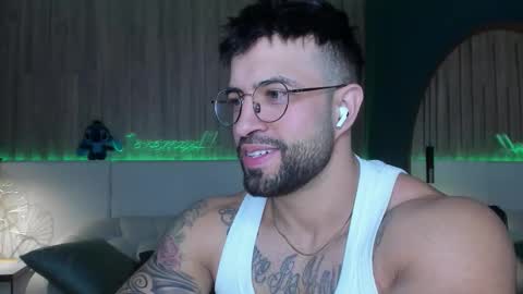 Snapshot of jeremy_harden chatting on 02.22.26 Jeremy online show from 02.22.26