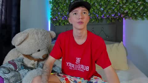 jero independent model online show from 12.02.24