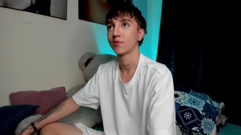 jero independent model online show from 12.24.24