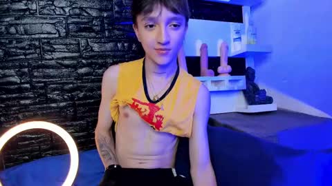 jero independent model online show from 02.21.25