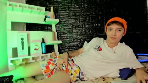 jero independent model online show from 03.11.25