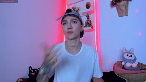 jero independent model online show from 10.29.25