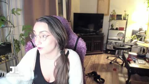 Jeri Lynn online show from 02.25.25