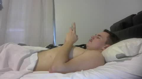 Snapshot of jerkjon1692 chatting on 04.19.26 jerkjon1692 online show from 04.19.26