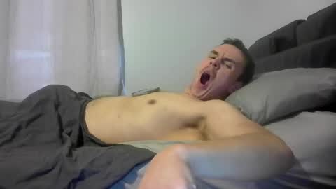 Snapshot of jerkjon1692 chatting on 04.28.26 jerkjon1692 online show from 04.28.26