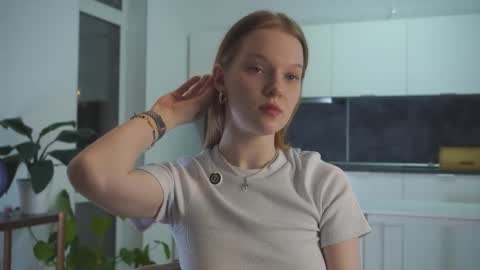 Molly online show from 11.20.25