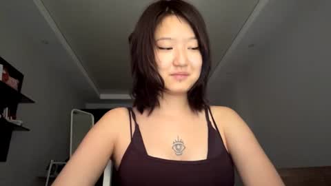 Snapshot of jesicalozaya chatting on 07.15.26 Emi online show from 07.15.26