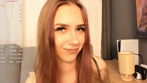 Snapshot of jess_lights chatting on 09.14.25 Jess online show from 09.14.25