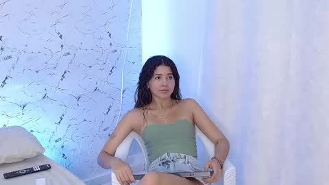 Snapshot of jessdant_luv chatting on 09.10.25 Hello we are Jesse and Dante. online show from 09.10.25