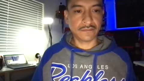 Snapshot of jesselopezcali chatting on 01.19.25 Hungjessy online show from 01.19.25