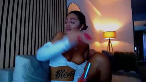 Jess online show from 10.06.25