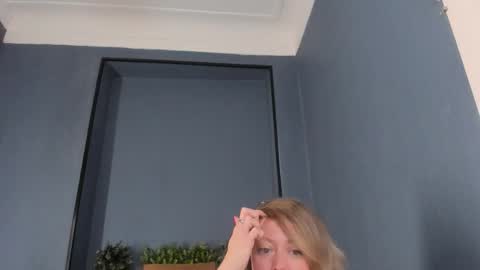 Jessica online show from 11.15.25