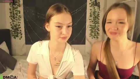 Snapshot of jessica_jensen chatting on 06.10.26 Jessica Jensen online show from 06.10.26
