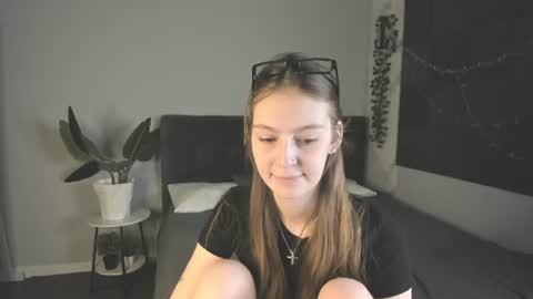 Snapshot of jessica_jensen chatting on 07.14.26 Jessica Jensen online show from 07.14.26