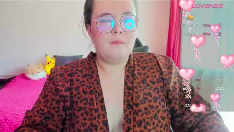 Snapshot of jessica_joy_ chatting on 06.24.26 Natalia online show from 06.24.26