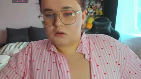 Snapshot of jessica_joy_ chatting on 07.14.26 Natalia online show from 07.14.26