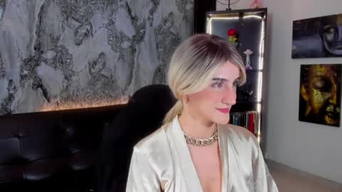 Snapshot of jessica_lisbon chatting on 04.18.26 Jessica online show from 04.18.26