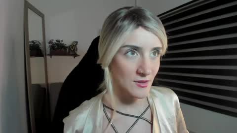 Snapshot of jessica_lisbon chatting on 04.24.26 Jessica online show from 04.24.26