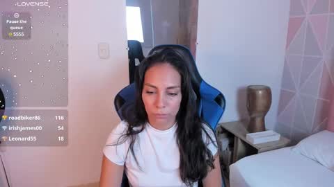 Snapshot of jessica_taylor_22 chatting on 01.20.25 jessica_taylor_22 online show from 01.20.25