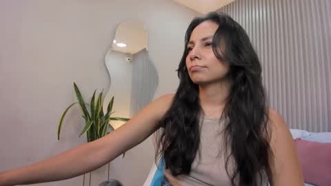 Snapshot of jessica_taylor_22 chatting on 09.18.25 jessica_taylor_22 online show from 09.18.25