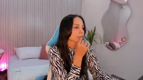 Snapshot of jessica_taylor_22 chatting on 10.15.25 jessica_taylor_22 online show from 10.15.25