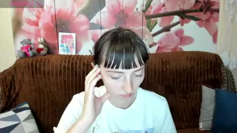 Snapshot of jessicaforris chatting on 06.20.26 jessicaforris online show from 06.20.26