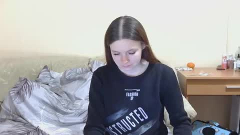Snapshot of jessicaholland1 chatting on 04.28.26 jessicaholland1 online show from 04.28.26
