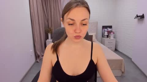 Snapshot of jessicalime chatting on 01.22.25 JESSICA online show from 01.22.25