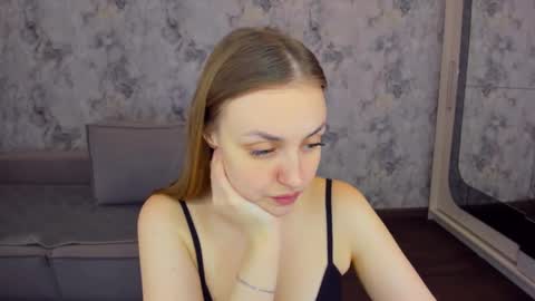 Snapshot of jessicalime chatting on 03.06.25 JESSICA online show from 03.06.25