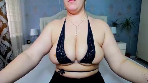 single mommy online show from 03.12.25
