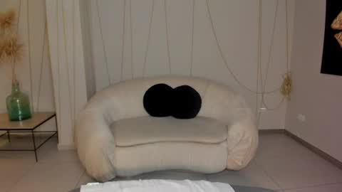 JESS online show from 02.26.25