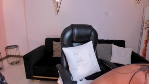 JESS online show from 03.05.25