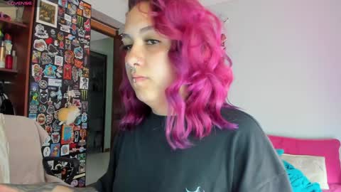 Snapshot of jessie_williams_01 chatting on 02.05.25 Your Sweet Angel online show from 02.05.25