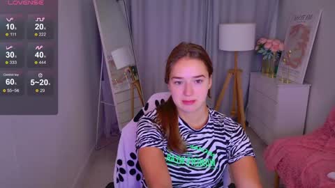 Snapshot of jessiestarz chatting on 05.18.26 Jessi online show from 05.18.26