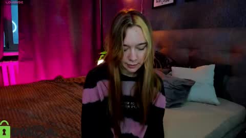 Snapshot of jessiexxiv chatting on 10.12.25 Jessie online show from 10.12.25