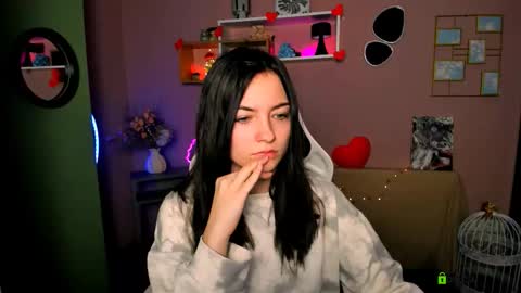 Snapshot of jessika_moon_ chatting on 02.12.26 Jessi online show from 02.12.26