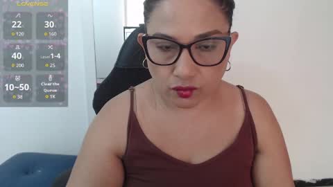 paola online show from 04.10.26