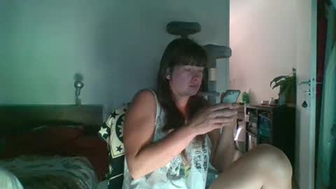 Snapshot of jesssijess chatting on 06.20.26 JessiJess online show from 06.20.26
