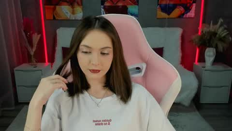 Snapshot of jessswalker chatting on 05.12.26 JesssWalker online show from 05.12.26