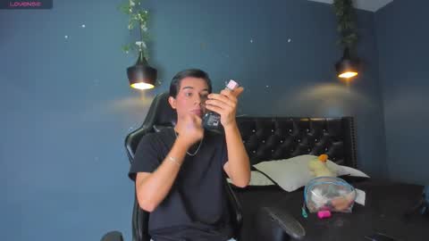 Snapshot of jessy_mateus_ chatting on 11.14.25 JESSY MATEUS online show from 11.14.25